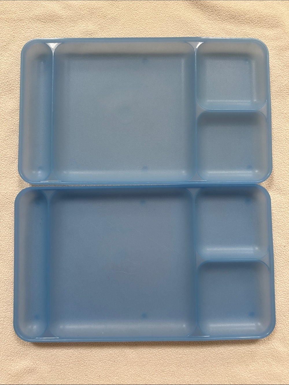 Tupperware Lunch Trays set of 2